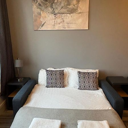 קירקאלדי Mandela House Apartments מראה חיצוני תמונה